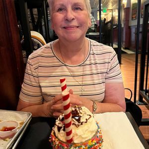 Meet your Posher, Cindy